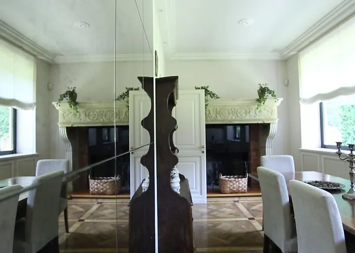 Дом отдыха Candia House *