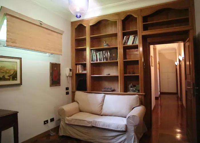 Дом отдыха Candia House *